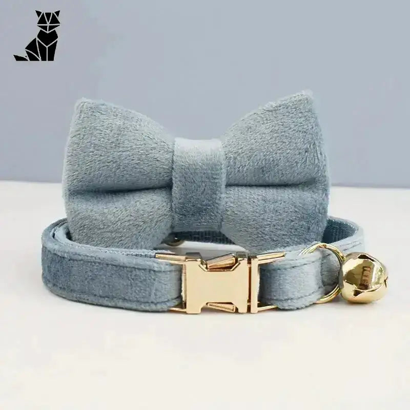 Stylowy Naszyjnik dla Kota z Aksamitu Szary z Muszką / S(16-26cm)