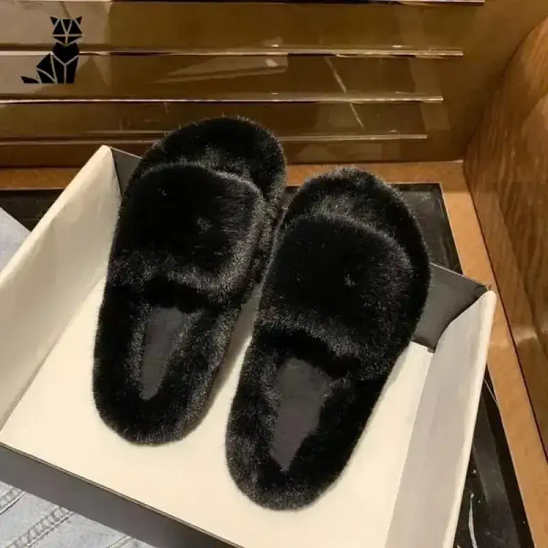 Dziwne Kapcie Damskie – Styl i Wygoda w Domu Czarny / 35 Para Czarny Faux