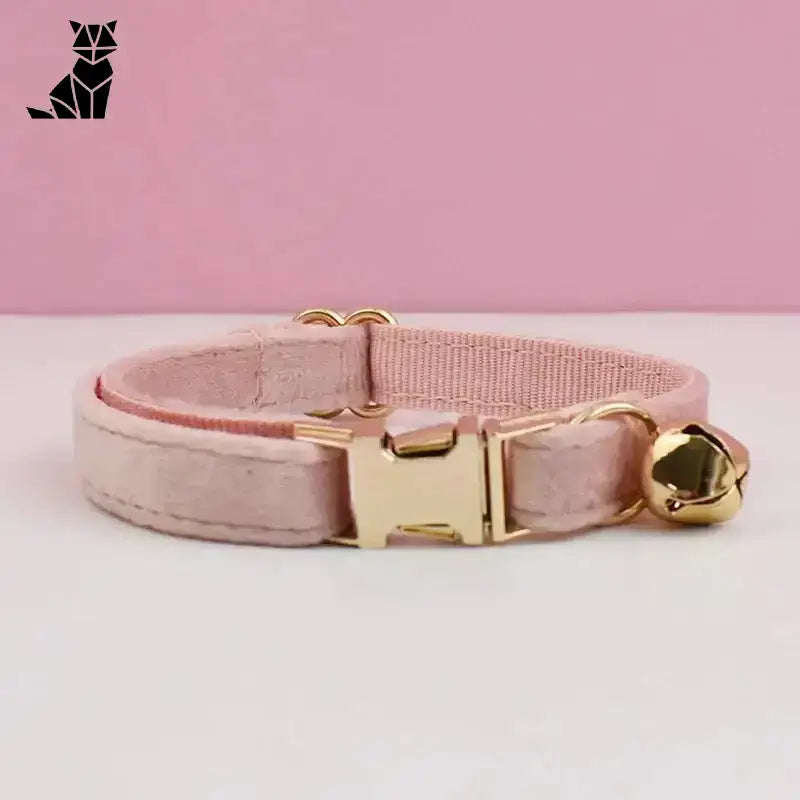 Elegancka Kokardka dla Kota z Dzwoneczkiem