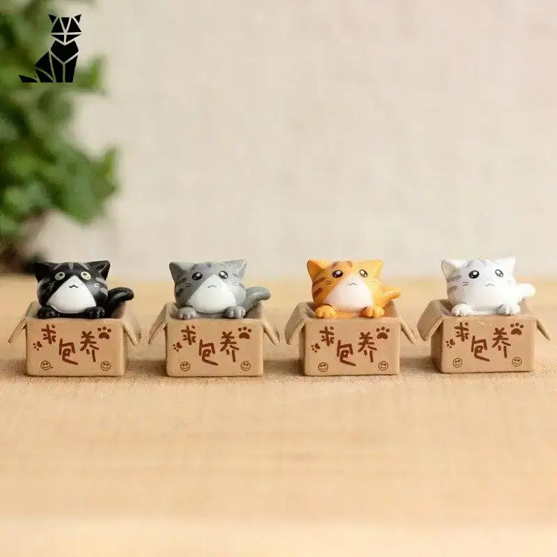 Figurki Kotów Dekoracyjne w Stylu Japońskim Tytuł Domyślny Cztery Miniatura Kociak