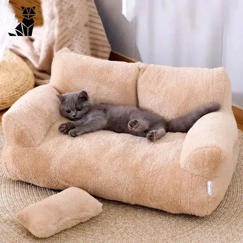 Fotel dla Kota – Stylowy Mebel dla Wygody Twojego Pupila Plusz Beż Kot