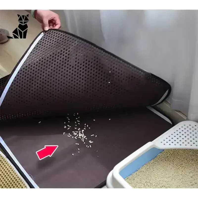 Mata Rozbryzgowa Cleancat – Czysta Podłoga Bez Wysiłku Brązowy Perforowany Kot