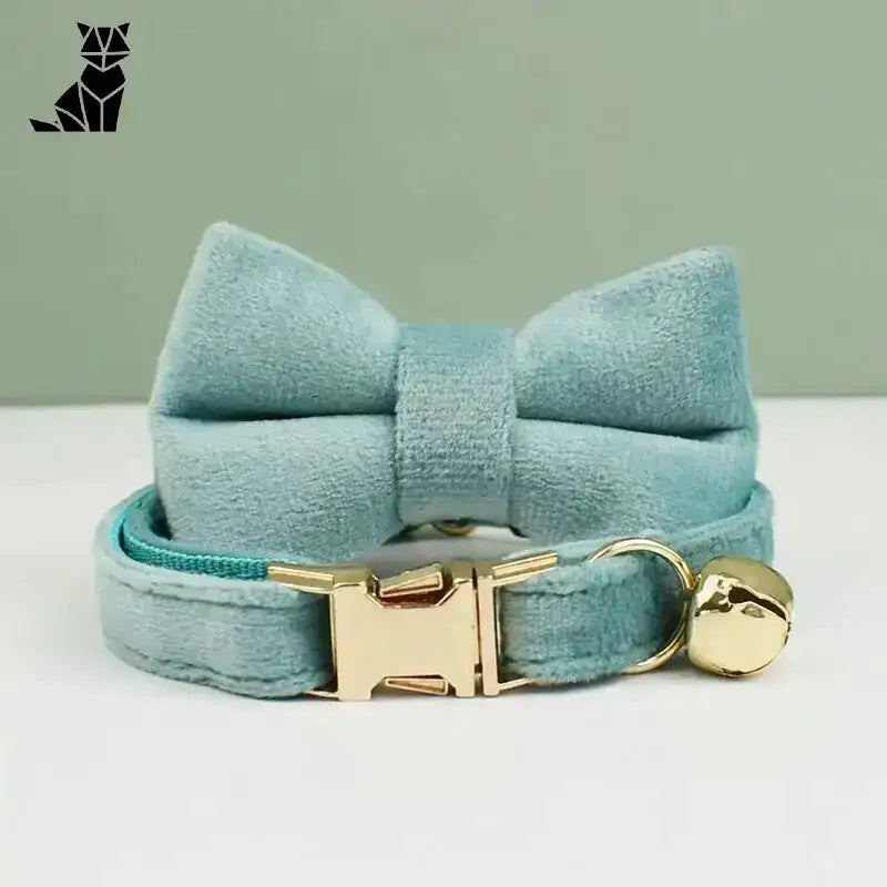 Miękka Obroża dla Psa: Komfort i Styl Jasnoniebieski z Muszką / S(16-26cm) Turkus Aksamit Kot