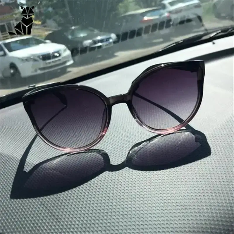 Okulary w Kształcie Kocich Oczu Przeciwsłoneczne Stylowy Kocie Oko Okulary Przeciwsłoneczne