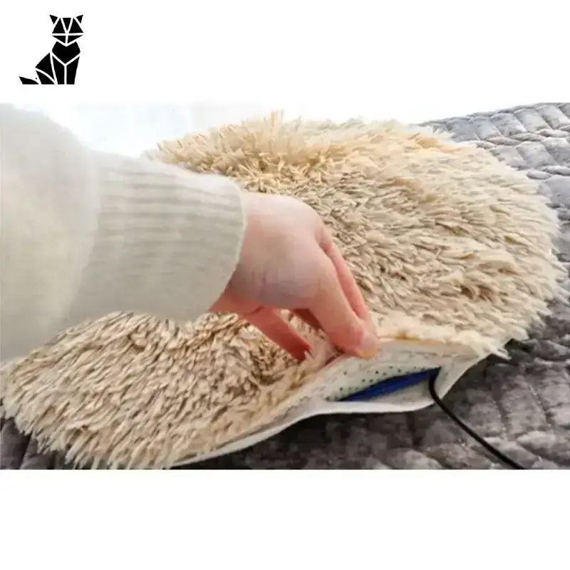 Podgrzewane Legowisko dla Kota Komfort Puszysty Runda Beż