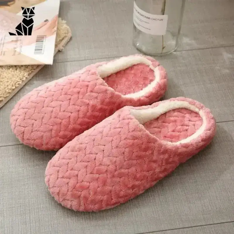 Puszyste Kapcie Damskie dla Komfortu i Stylu Ciemnoróżowy / 36 Para Miękki Różowy