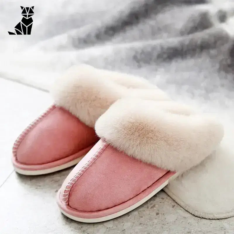 Stylowe Klapki z Futerkiem na Chłodne Dni Różowy / 35/36 Różowy Zamsz Kapcie