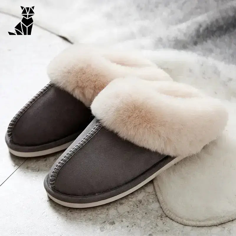 Stylowe Klapki z Futerkiem na Chłodne Dni Szary / 35/36 Para Szary Zamsz